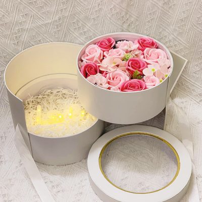 Hộp hoa tròn trái tim led