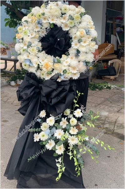 Hoa chia buồn hiện đại - HD001
